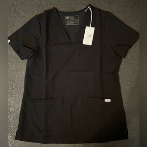 Figs Catarina Two Pocket Top